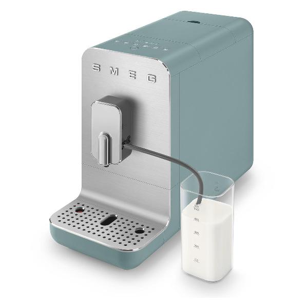 Кофемашина Smeg BCC13EGMEU