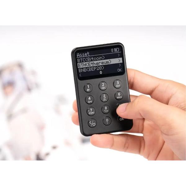 Криптокошелек SafePal X1