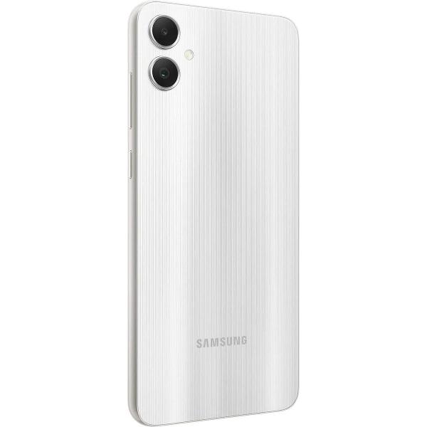 Смартфон Samsung Galaxy A05 4/128GB серебристый