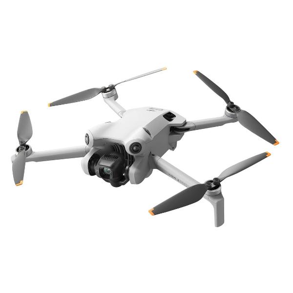 Квадрокоптер DJI Mini 4 Pro Fly More Combo Plus