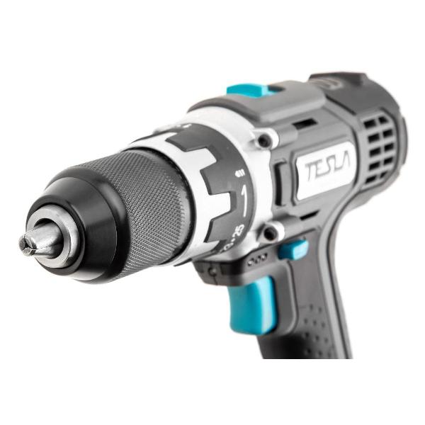 Шуруповерт аккумуляторный Tesla TCD182DC