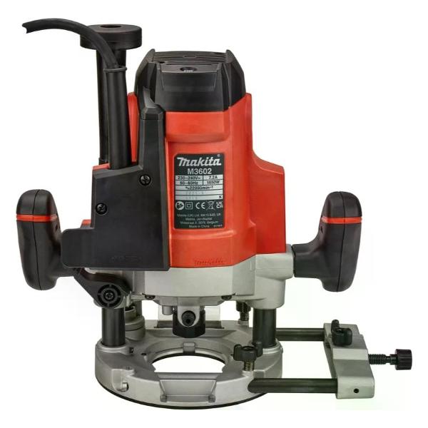 Фрезер Makita M3602