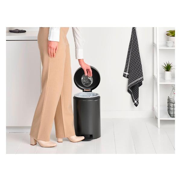 Ведро Brabantia NewIcon 12л темно-серый 233487