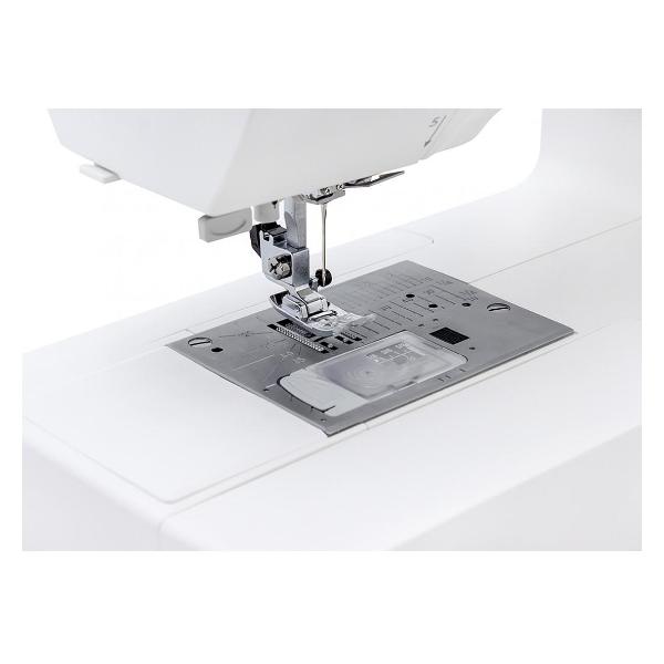 Швейная машина Janome Sewist 780DC
