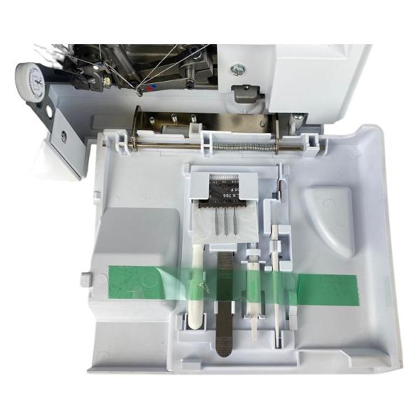 Оверлок Juki MO-680