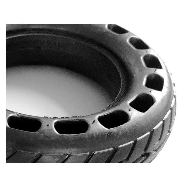 Покрышка Elast цельнолитая 8.5*2.0