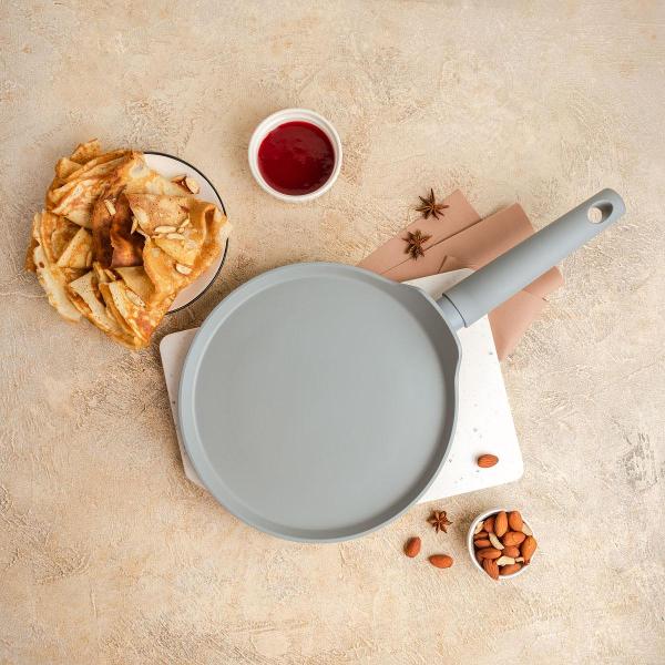 Сковорода блинная 24 см Nadoba VIKKI (кованый алюминий)