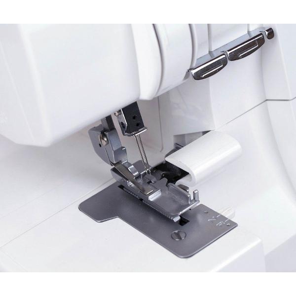 Оверлок Aurora 700D