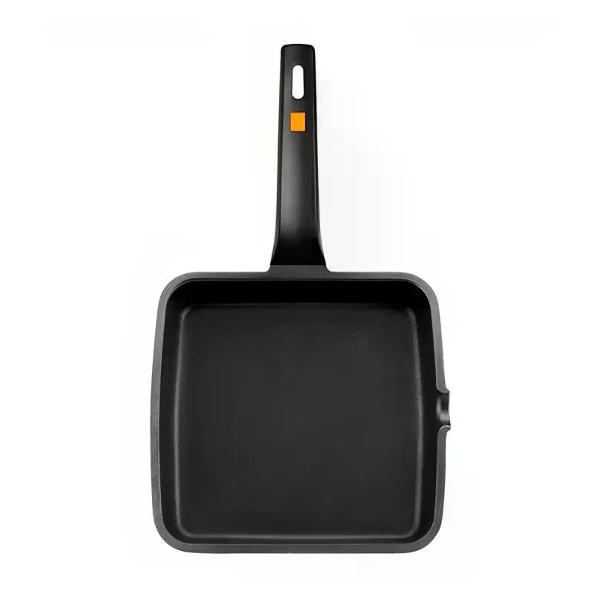 Сковорода BRA антипригарная 28 см Efficient