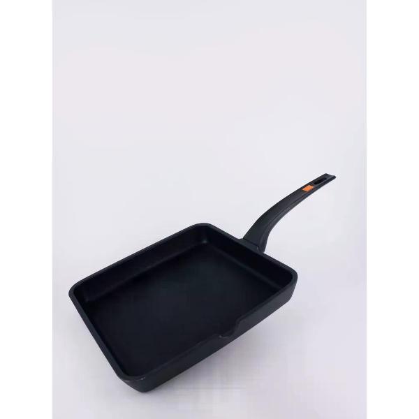 Сковорода BRA антипригарная 22 см Efficient