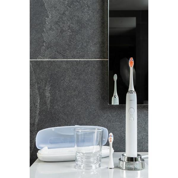 Электрическая зубная щетка Garlyn Smile Crystalcare White