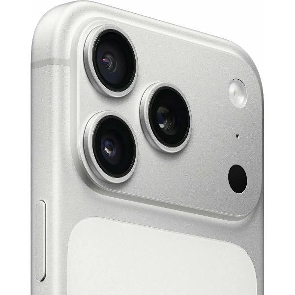 Смартфон Apple iPhone 17 Pro 256GB eSIM серебристый