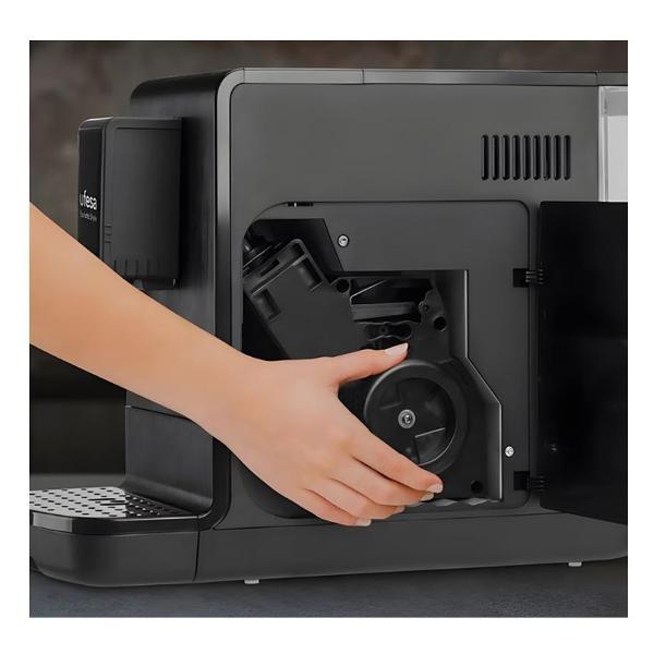 Кофемашина автоматическая Ufesa CMAB200.100