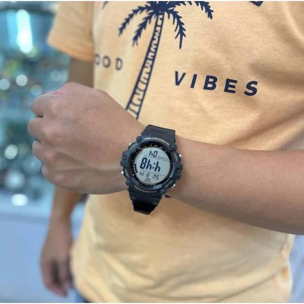 Часы наручные Casio AE-1500WHX-1A