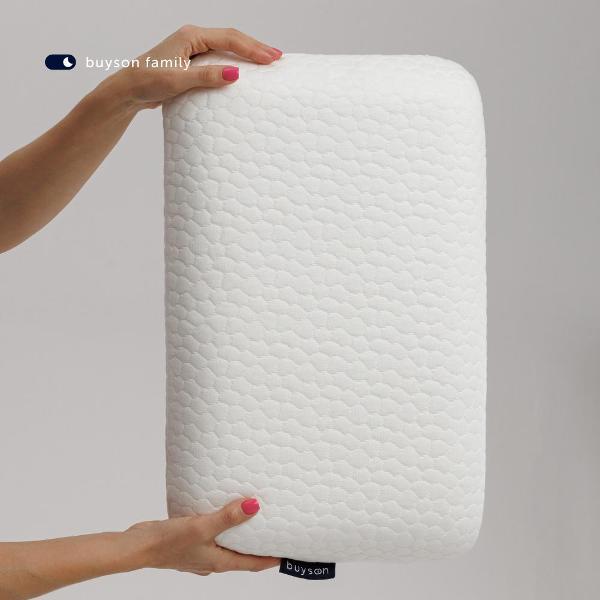 Подушка buyson для путешествий family BuyTravel 32х50 см, в дорожном чехле