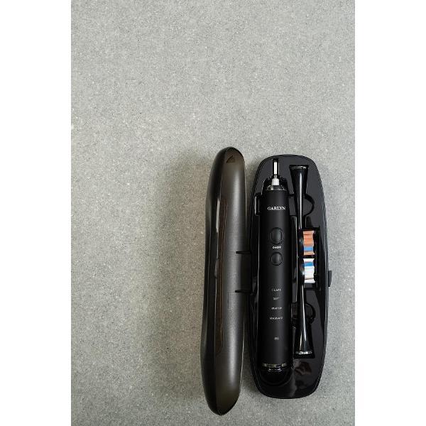 Электрическая зубная щетка Garlyn Smile Crystalcare black