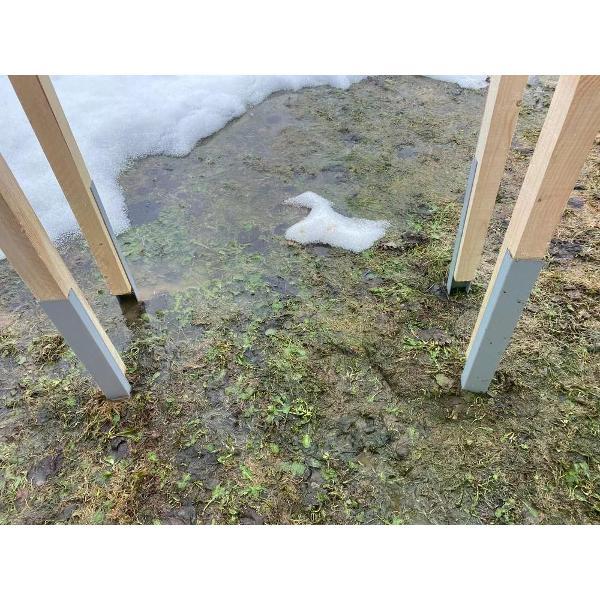 Колышки и скобы садовые Дружба для стоек в землю 40*30*400