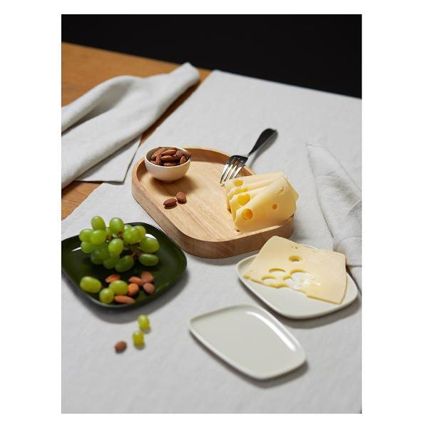 Набор тарелок Liberty Jones из 4-х сервировочных на деревянном подносе Sorrento