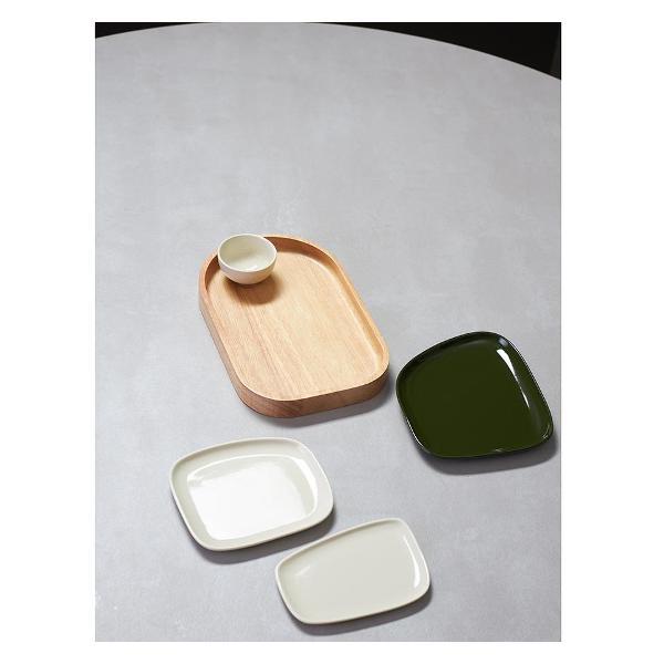 Набор тарелок Liberty Jones из 4-х сервировочных на деревянном подносе Sorrento