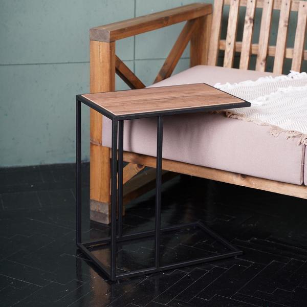 Стол журнальный Frenesie прикроватный, дуб крафт табачный, опоры металл чёрные, 51,5х31,5х57 см.