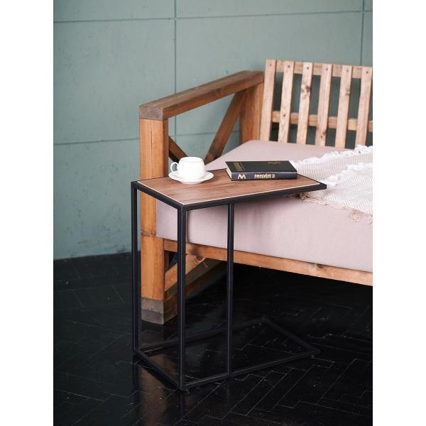Стол журнальный Frenesie прикроватный, дуб крафт табачный, опоры металл чёрные, 51,5х31,5х57 см.