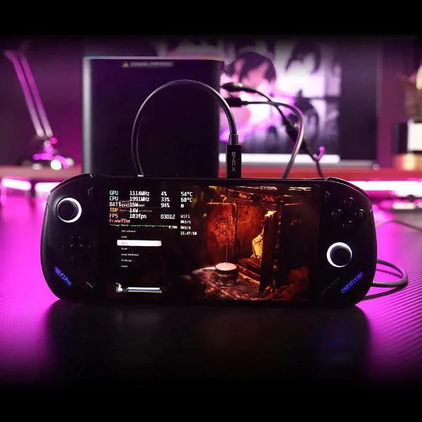 Игровая приставка ONEXPLAYER OneXFly F1 Pro