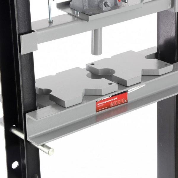 Пресс ручной, гидравлический MATRIX 523105