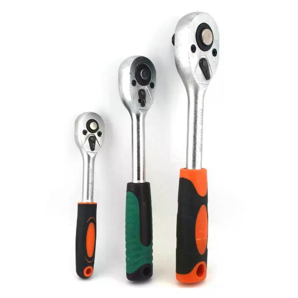 Трещотка, вороток нет Трещеточный ключ