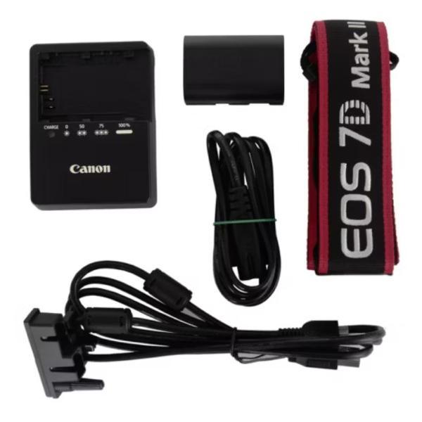Фотоаппарат зеркальный Canon EOS 7D Mark II