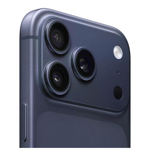 Смартфон Apple iPhone 17 Pro