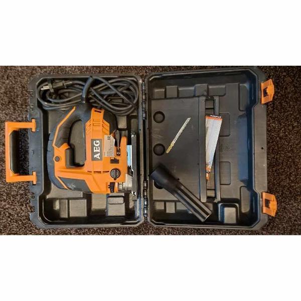 Электролобзик AEG STEP 100X 4935451000