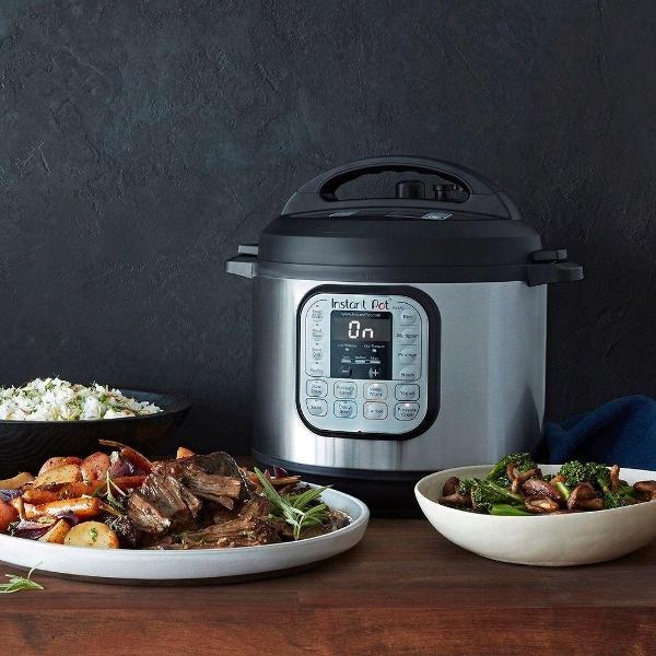 Мультиварка Instant Pot Duo 6
