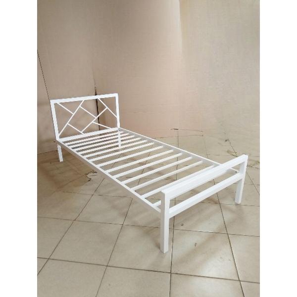 Кровать LOFT Mebel Цезарион белые