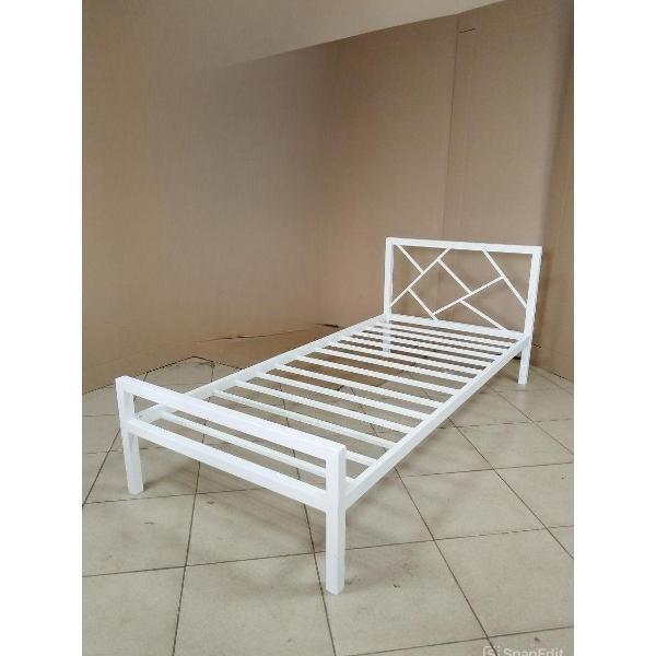 Кровать LOFT Mebel Цезарион белые