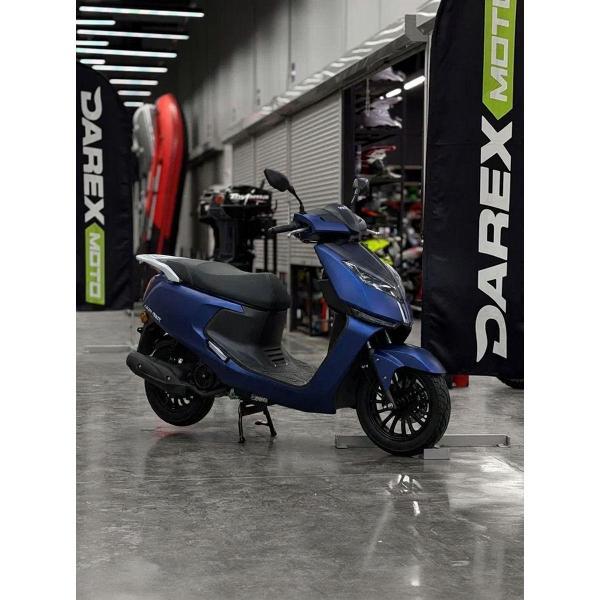 Скутер нет бренда Force