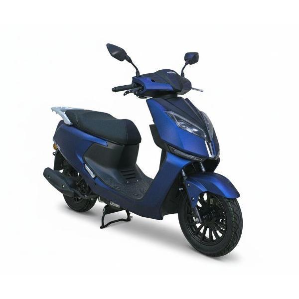 Скутер нет бренда Force