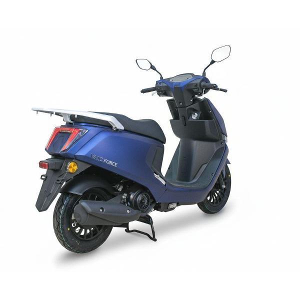 Скутер нет бренда Force