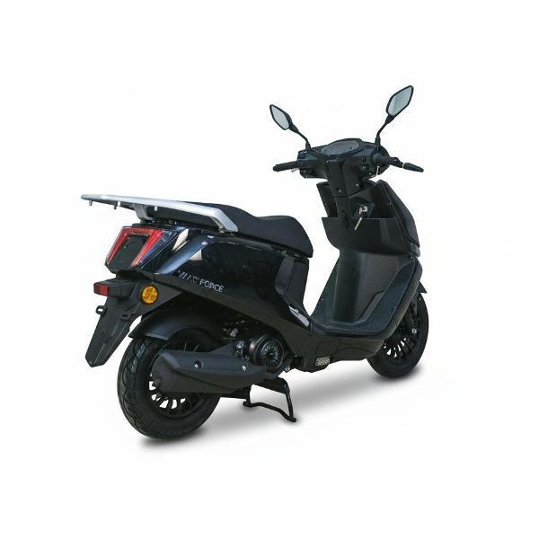 Скутер нет бренда Force