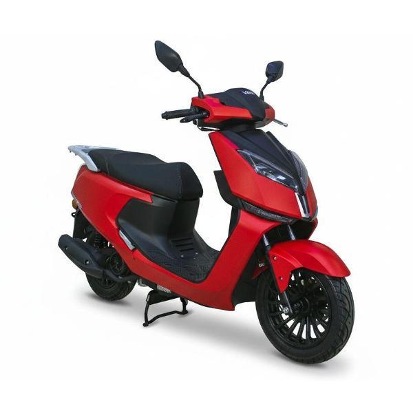 Скутер нет бренда Force