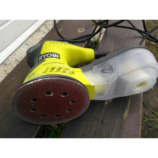 Шлифмашина вибрационная Ryobi ROS300