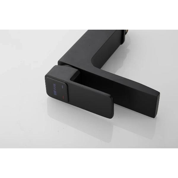 Смеситель Shevanik смеситель для раковины Shevanik S9TP70SB1HZG
