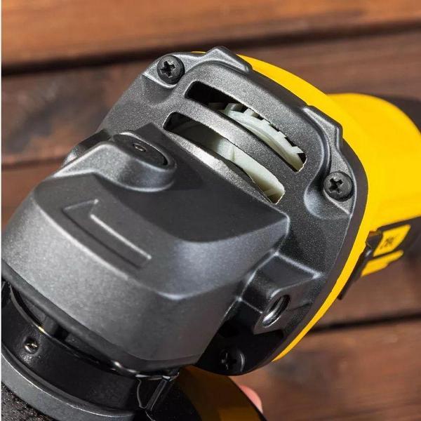 Шлифмашина вибрационная Deli Tools 019bf5be6dbc758fb039f0d21190a59c