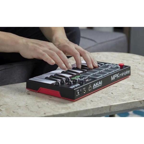 MIDI клавиатура Нет бренда AKAI MPK Mini MKIII