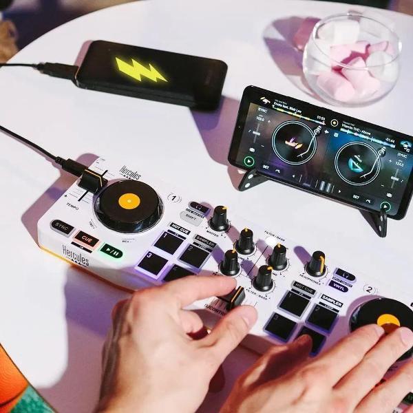 Контроллер для DJ Hercules Диджейский контроллер DJCONTROL-MIX