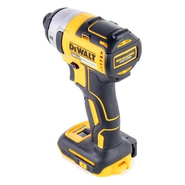 Дрель-шуруповерт DeWalt DCF787NT