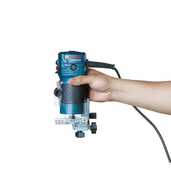 Фрезер Bosch GKF 550 (0.601.6A0.020)