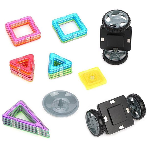 Конструктор детский Наша Игрушка 2465 магнитный (24 дет.)