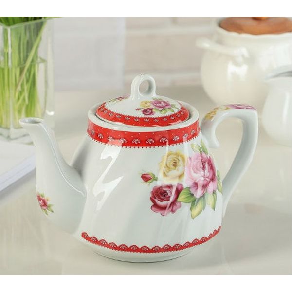 Сервиз Доляна 1113372 Первый цвет на мет.подставке (13 пр.)