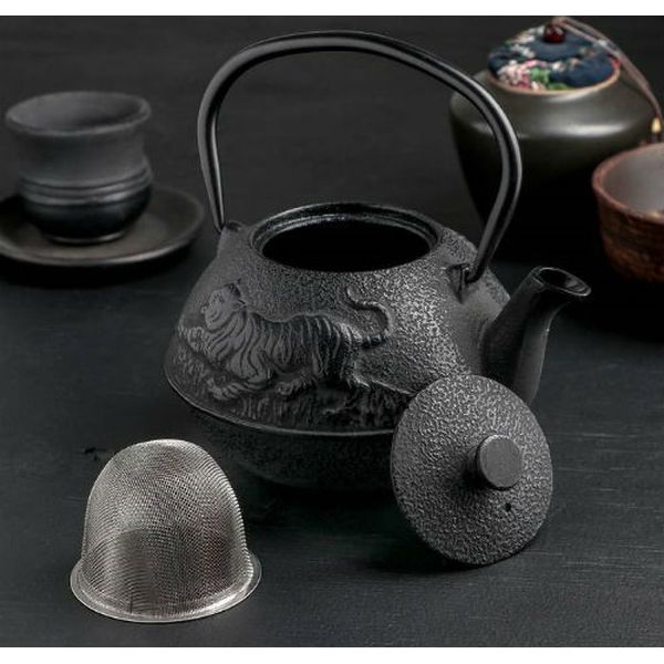 Чайник заварочный Доляна 4457144 Золотой дракон 700мл, с ситом, черный