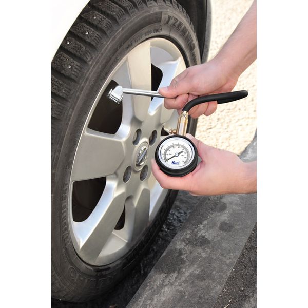 Манометр Kraft KT 830003 аналоговый со шлангом